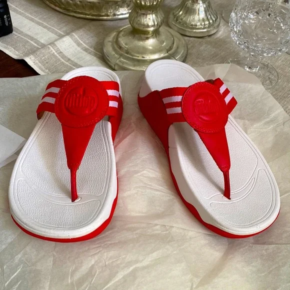 Thong Red And White Flip Flops Buy Red White Flip Flop Slippers